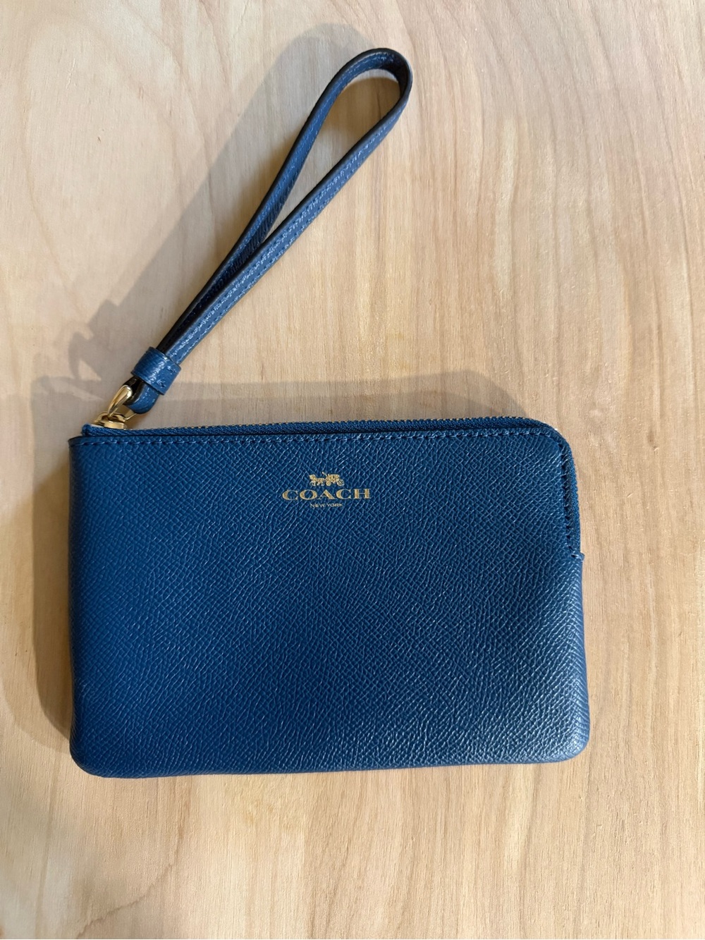 Coach Blue Leather Card Case/wristlet with Gold Logo NWOT